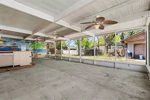 2835 Bellwood Dr, Brandon, FL 33511 - Photo 4