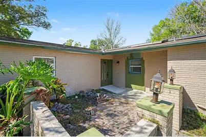 2835 Bellwood Dr, Brandon, FL 33511 - Photo 10