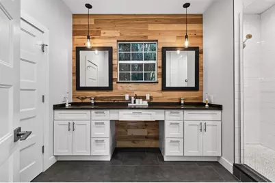 1310 47th Avenue N, Saint Petersburg, FL 33703 - Photo 26