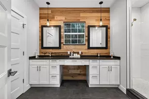 1310 47th Ave N, Saint Petersburg, FL 33703 - Photo 26