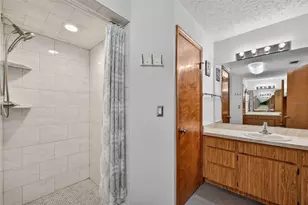 37213 Price Dr, Zephyrhills, FL 33541 - Photo 36