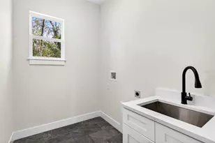 37700 Dixie Ave, Dade City, FL 33525 - Photo 22