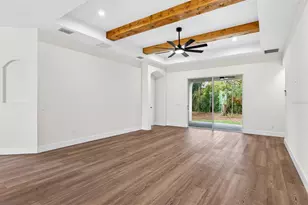 37700 Dixie Ave, Dade City, FL 33525 - Photo 8