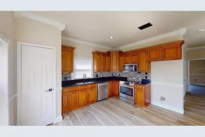 10107 N 14th Street, Tampa, FL 33612 - Photo 10