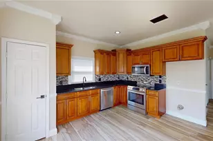 10107 N 14th St, Tampa, FL 33612 - Photo 10