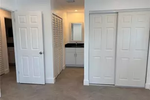 5815 Erin Ln S, Saint Petersburg, FL 33712 - Photo 14