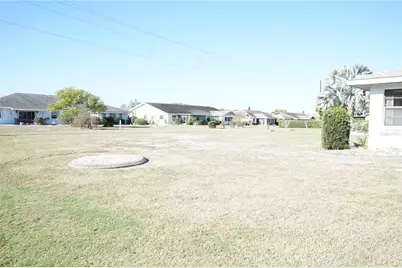 302 Bryce Court, Sun City Center, FL 33573 - Photo 32