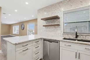 1250 S Pinellas Ave, Tarpon Springs, FL 34689 - Photo 12