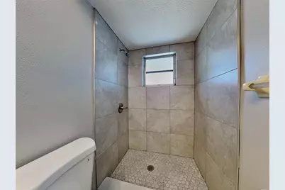 [Address not provided], Tarpon Springs, FL 34689 - Photo 12