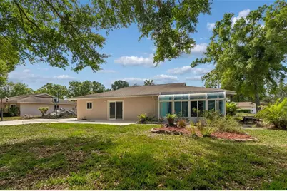 9004 Hogans Bend, Tampa, FL 33647 - Photo 36