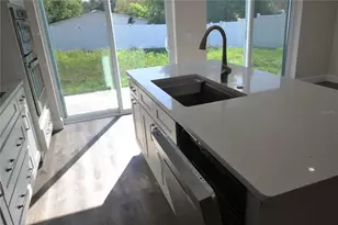 6474 Taylor Ct, New Port Richey, FL 34653 - Photo 6
