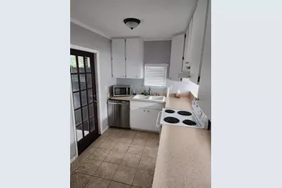 11107 Riverview Drive, Riverview, FL 33578 - Photo 12