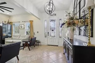 7112 Paradiso Dr, Apollo Beach, FL 33572 - Photo 4