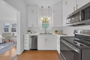 943 Queen St N, Saint Petersburg, FL 33713 - Photo 16