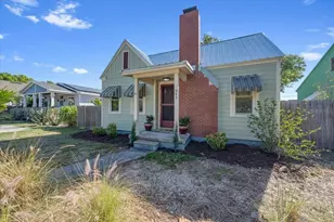 943 Queen St N, Saint Petersburg, FL 33713 - Photo 2