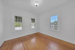 943 Queen St N, Saint Petersburg, FL 33713 - Photo 30