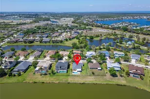 5325 Sandy Shell Dr, Apollo Beach, FL 33572 - Photo 74