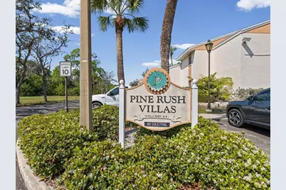 657 99th Avenue N #202, Saint Petersburg, FL 33702 - Photo 1