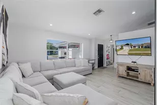 9135 Hawkins Ct, New Port Richey, FL 34655 - Photo 12