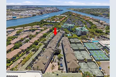 501 Knights Run Avenue #1320, Tampa, FL 33602 - Photo 2