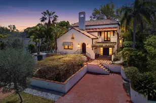 1529 Maple St, Clearwater, FL 33755 - Photo 2