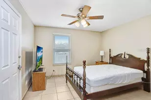 6923 N Himes Ave, Tampa, FL 33614 - Photo 12