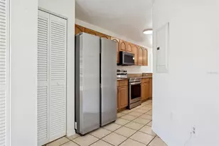 14902 Par Club Circle, Tampa, FL 33618 - Photo 6