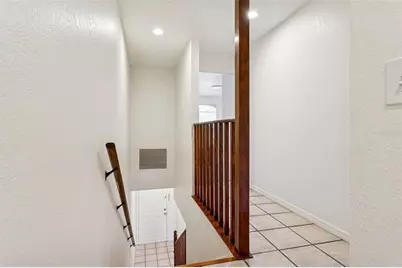 14902 Par Club Circle, Tampa, FL 33618 - Photo 12