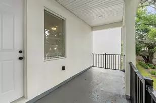 4206 N Manhattan Ave, Tampa, FL 33614 - Photo 2