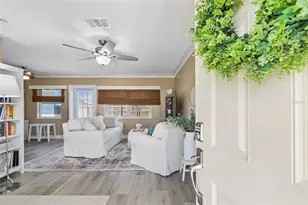 3601 Yardley Ave N, Saint Petersburg, FL 33713 - Photo 6