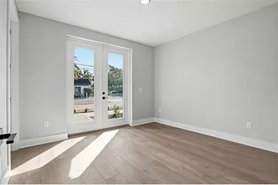 3003 1st Avenue N, Saint Petersburg, FL 33713 - Photo 4