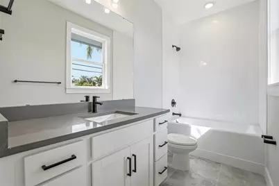 3003 1st Avenue N, Saint Petersburg, FL 33713 - Photo 8