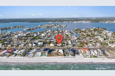 16007 Gulf Boulevard, Redington Beach, FL 33708 - Photo 18