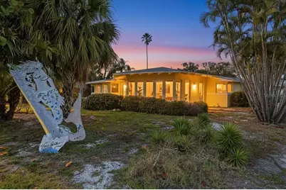 16007 Gulf Boulevard, Redington Beach, FL 33708 - Photo 2