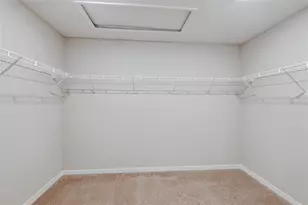 36672 Sagemoor Dr, Zephyrhills, FL 33541 - Photo 16