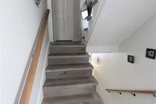 7321 Jackson Springs Rd, Tampa, FL 33634 - Photo 20