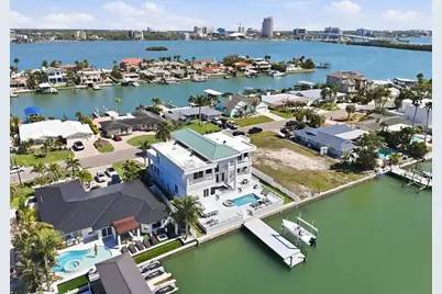 42 Midway Island, Clearwater, FL 33767 - Photo 4