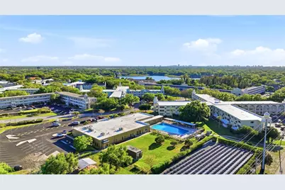 2296 Monaco Ln #10, Clearwater, FL 33763 - Photo 34