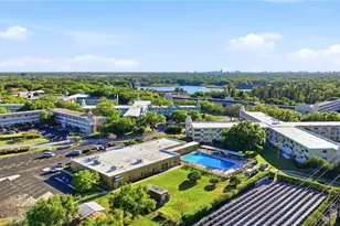 2296 Monaco Ln, Clearwater, FL 33763 - Photo 34