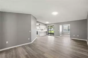 2140 Grand Cypress Dr, Lakeland, FL 33810 - Photo 18