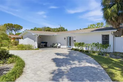 4339 50th Avenue S, Saint Petersburg, FL 33711 - Photo 1