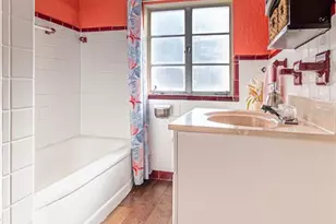 7410 5th Ave N, Saint Petersburg, FL 33710 - Photo 14