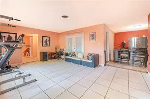 7410 5th Ave N, Saint Petersburg, FL 33710 - Photo 4