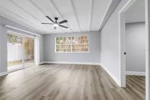 10918 N 29th St, Tampa, FL 33612 - Photo 14