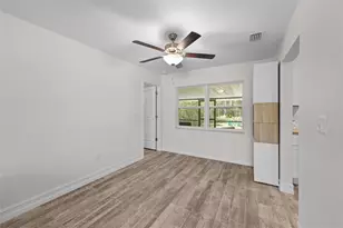 21823 Shamu Dr, Land O Lakes, FL 34639 - Photo 10