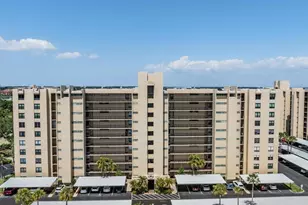 2621 Cove Cay Dr, Clearwater, FL 33760 - Photo 2