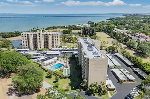 2621 Cove Cay Dr, Clearwater, FL 33760 - Photo 30