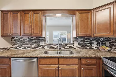 5665 34th Avenue N, Saint Petersburg, FL 33710 - Photo 8