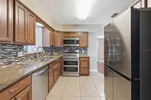 5665 34th Ave N, Saint Petersburg, FL 33710 - Photo 6