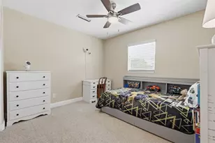 5665 34th Ave N, Saint Petersburg, FL 33710 - Photo 18